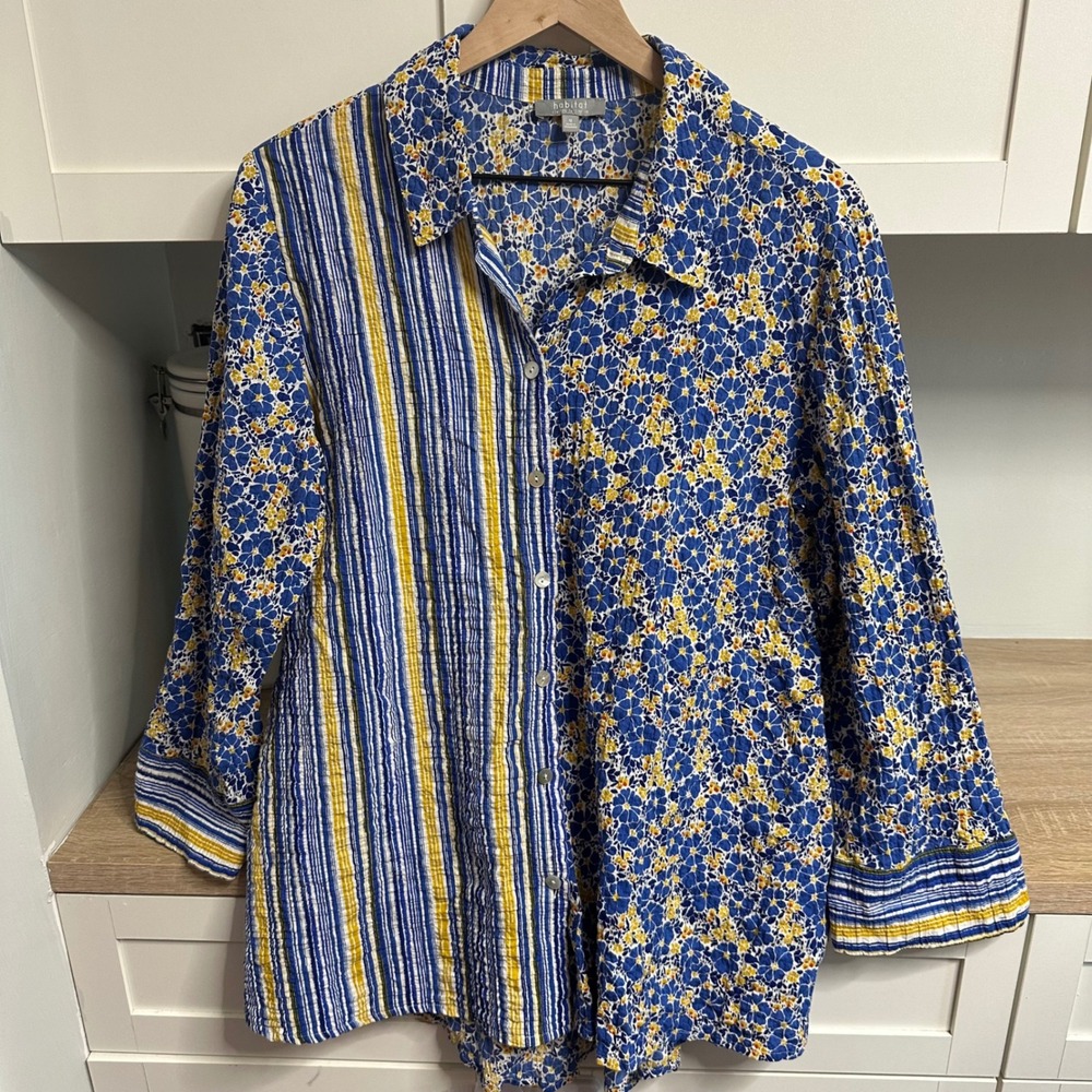 Habitat Nina Top Button Down Shirt Women M Blue Floral Striped Mixed Media Artsy